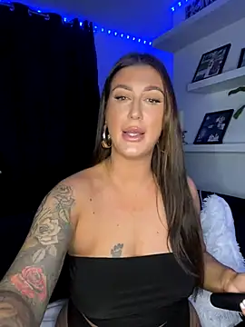 Snapshot of MissyLeeX chatting on 12-04-24, 03:04 MissyLeeX online show from 12-04-24, 03:04