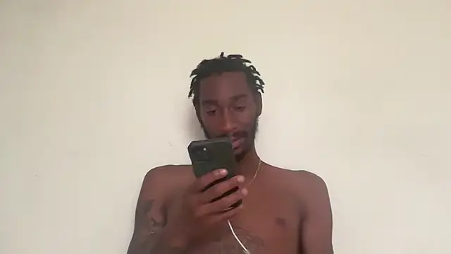 ITSONLYKENNY online show from 09-30-25, 01:39