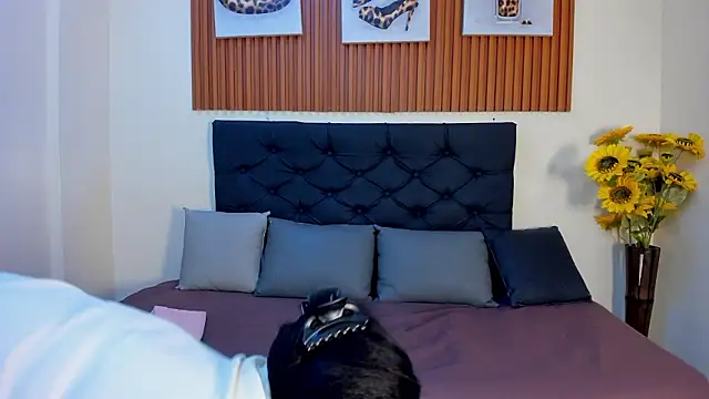 Cristale69 online show from 03-06-26, 07:09