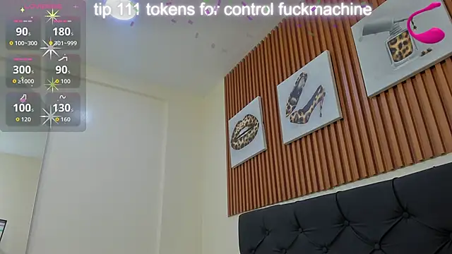 Snapshot of Cristale69 chatting on 02-06-26, 06:59 Cristale69 online show from 02-06-26, 06:59