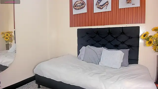 Cristale69 online show from 04-08-26, 07:15