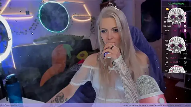 Snapshot of Fridart-house_Fortuna chatting on 10-11-25, 01:50 Fridart-house Fortuna online show from 10-11-25, 01:50