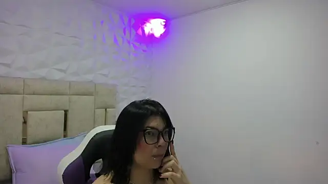 PauletteJ online show from 12-18-25, 11:58