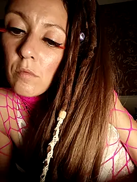 Snapshot of Terpsichore_Muse chatting on 10-09-25, 05:57 Terpsichore Muse online show from 10-09-25, 05:57