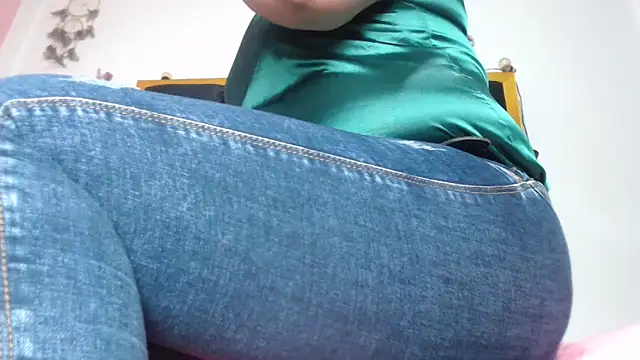 Helennahot online show from 09-22-25, 06:58