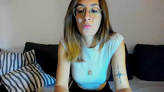 DesireMore90 online show from 10-08-25, 05:31