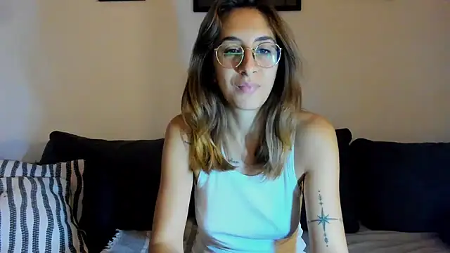 DesireMore90 online show from 10-10-25, 09:04