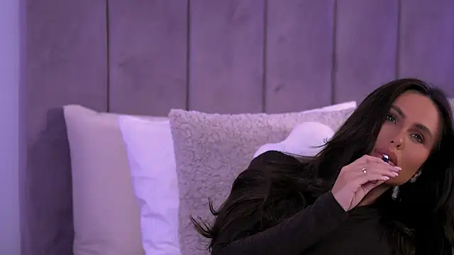 AnaisBellas online show from 11-22-25, 12:32