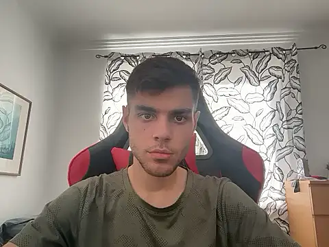 Omarnede online show from 12-23-25, 09:52