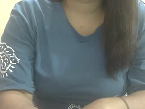 Lusty Wife1 online show from 04-10-26, 09:49