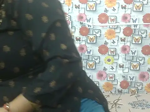 Lusty Wife1 online show from 05-21-26, 10:12