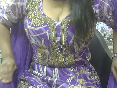 Lusty Wife1 online show from 11-17-25, 12:09