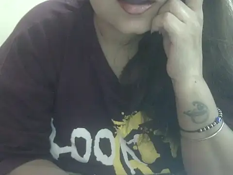 Lusty Wife1 online show from 04-16-26, 10:12