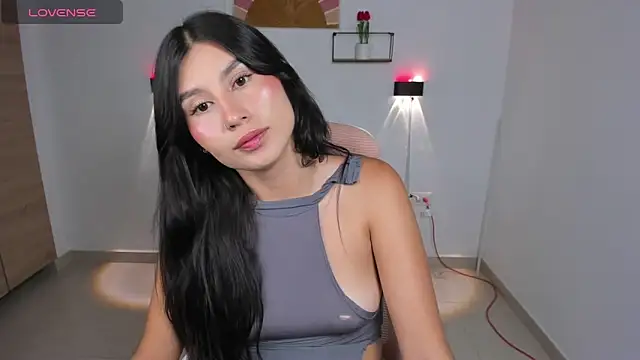 emily villamil online show from 04-15-26, 07:58