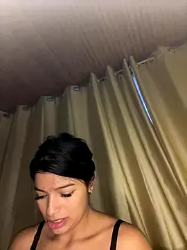 AgathaGeorgiou online show from 11-24-25, 10:43