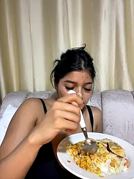 AgathaGeorgiou online show from 11-12-25, 10:35