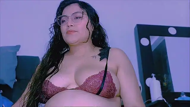 KathieBurning online show from 11-22-25, 07:13