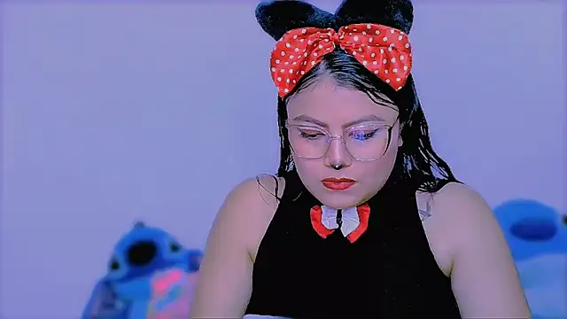 KathieBurning online show from 10-31-25, 03:52