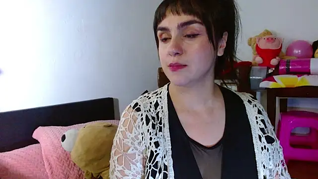 collette beaufoy  online show from 05-14-26, 02:36
