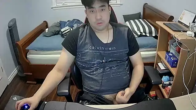 Snapshot of Koreanboy171 chatting on 02-22-26, 05:10 Koreanboy171 online show from 02-22-26, 05:10