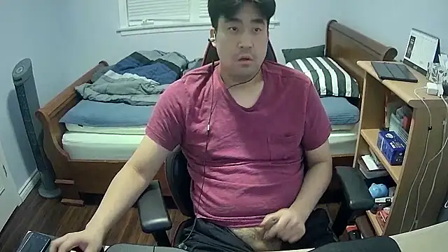 Snapshot of Koreanboy171 chatting on 03-02-26, 04:13 Koreanboy171 online show from 03-02-26, 04:13