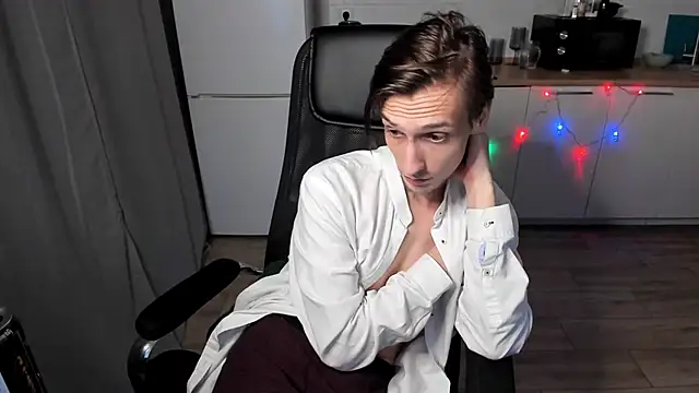 Rick Reed online show from 12-20-25, 02:58