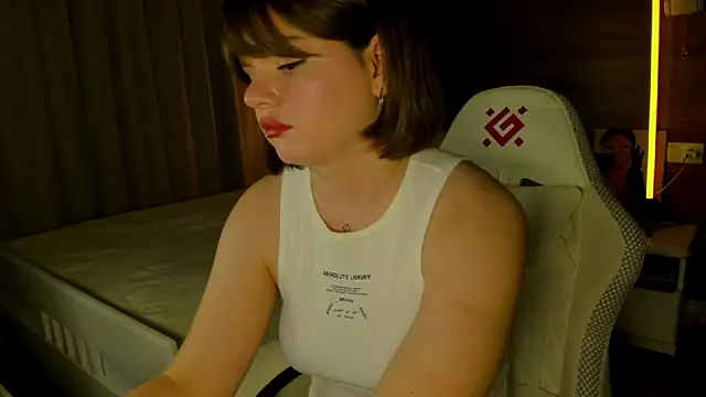Elizabeth Hottie  online show from 06-06-26, 11:21