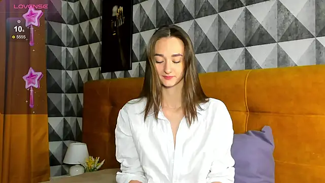 Snapshot of Kelly_Powell chatting on 01-25-25, 02:15 Kelly Powell online show from 01-25-25, 02:15