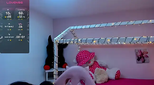 Snapshot of SALMA_G chatting on 01-12-25, 04:50 SALMA G online show from 01-12-25, 04:50