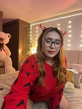 vanesaa blake online show from 12-17-25, 03:00