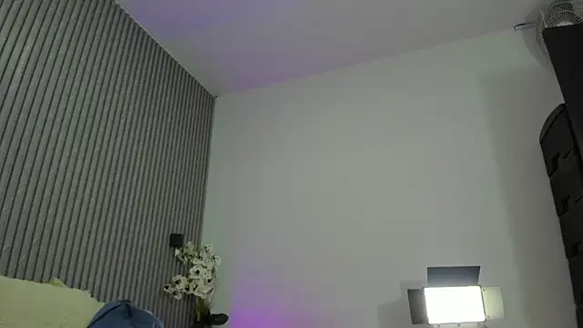 SHANONCLARK online show from 09-10-25, 11:20