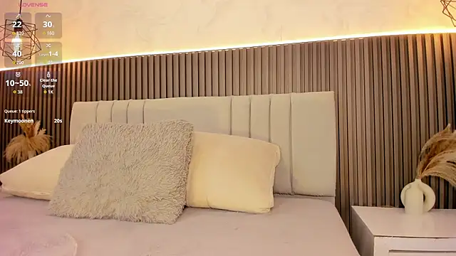 SHANONCLARK online show from 10-10-25, 07:15