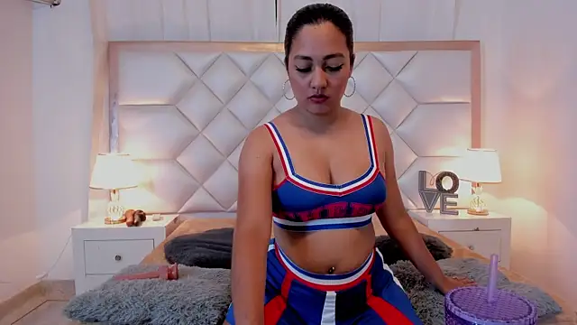 brittany069 online show from 11-26-25, 08:09