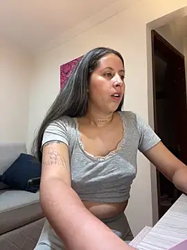 Snapshot of marthina_thompsson chatting on 02-17-25, 02:42 marthina thompsson online show from 02-17-25, 02:42