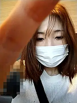 Love me Eri  online show from 05-11-26, 08:05