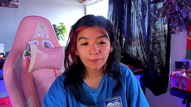 annie walker6 online show from 12-21-25, 06:53