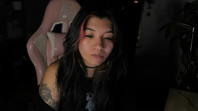 annie walker6 online show from 05-03-26, 04:39