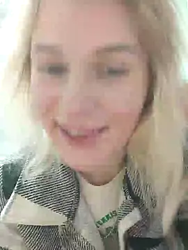 Snapshot of Linda_Gregory chatting on 01-27-25, 01:37 Linda Gregory online show from 01-27-25, 01:37