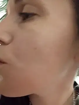 Linda Gregory online show from 12-20-25, 02:14