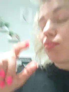 Snapshot of Linda_Gregory chatting on 03-09-25, 03:54 Linda Gregory online show from 03-09-25, 03:54
