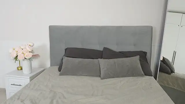 FiaMoor online show from 10-07-25, 01:34