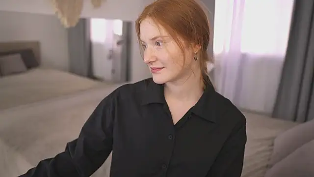 FiaMoor online show from 09-12-25, 01:00