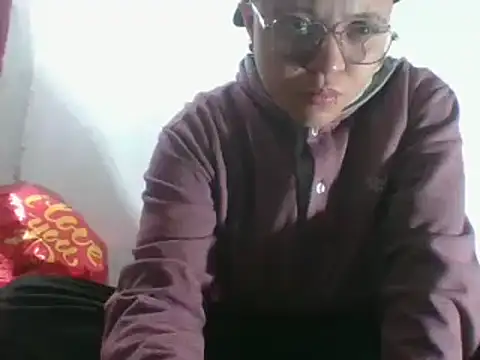 Snapshot of EdenJupiter chatting on 12-28-24, 03:37 EdenJupiter online show from 12-28-24, 03:37