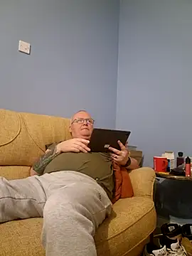 FriendlyDave online show from 03-21-25, 10:17