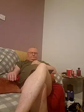 FriendlyDave online show from 02-24-25, 10:47