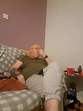 FriendlyDave online show from 02-25-25, 09:26