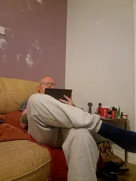 FriendlyDave online show from 03-11-25, 09:37