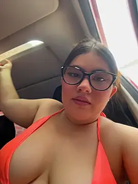 Valenhillxh online show from 07-15-26, 05:42