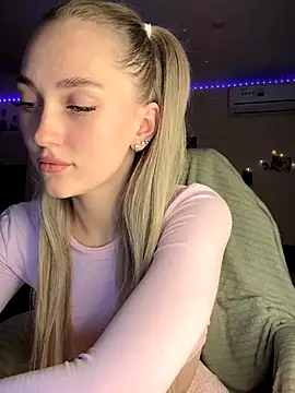 Good  Girl  online show from 09-20-25, 06:35