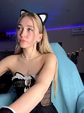 Good  Girl  online show from 01-12-26, 07:31